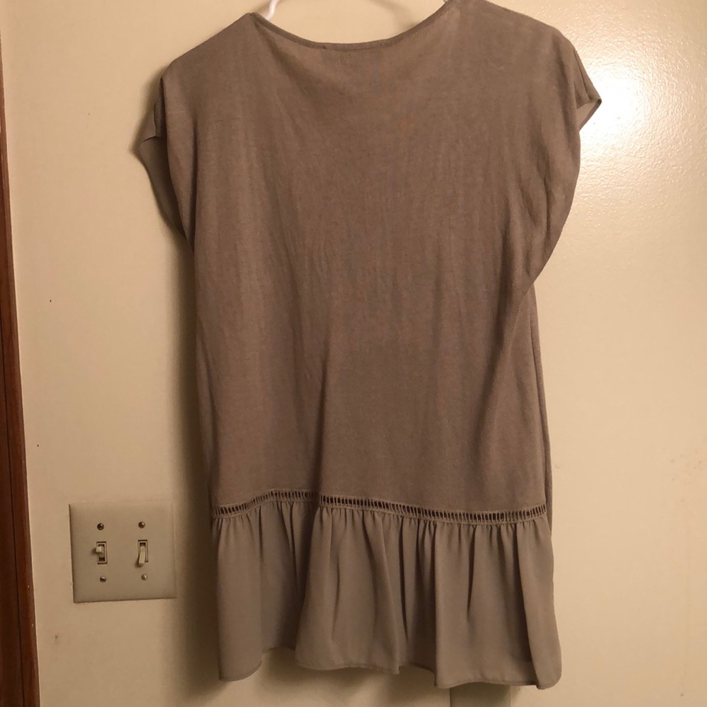 Loft Tan Short sleeve sweater shirt - Picture 2 of 2